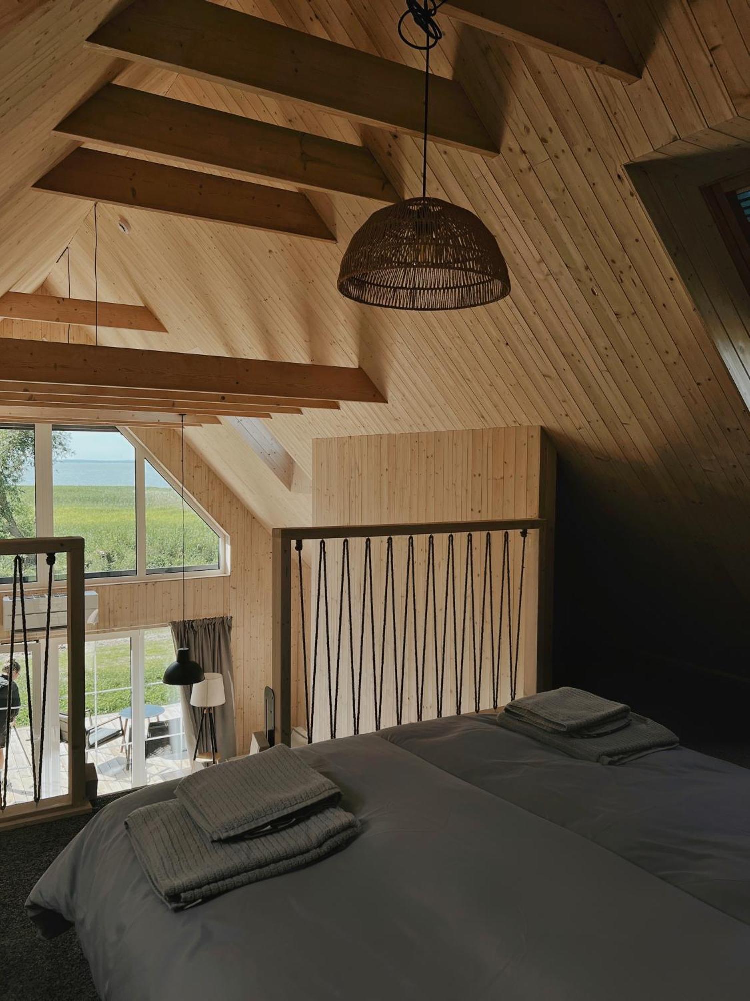 Storm Villas Sturmai Εξωτερικό φωτογραφία