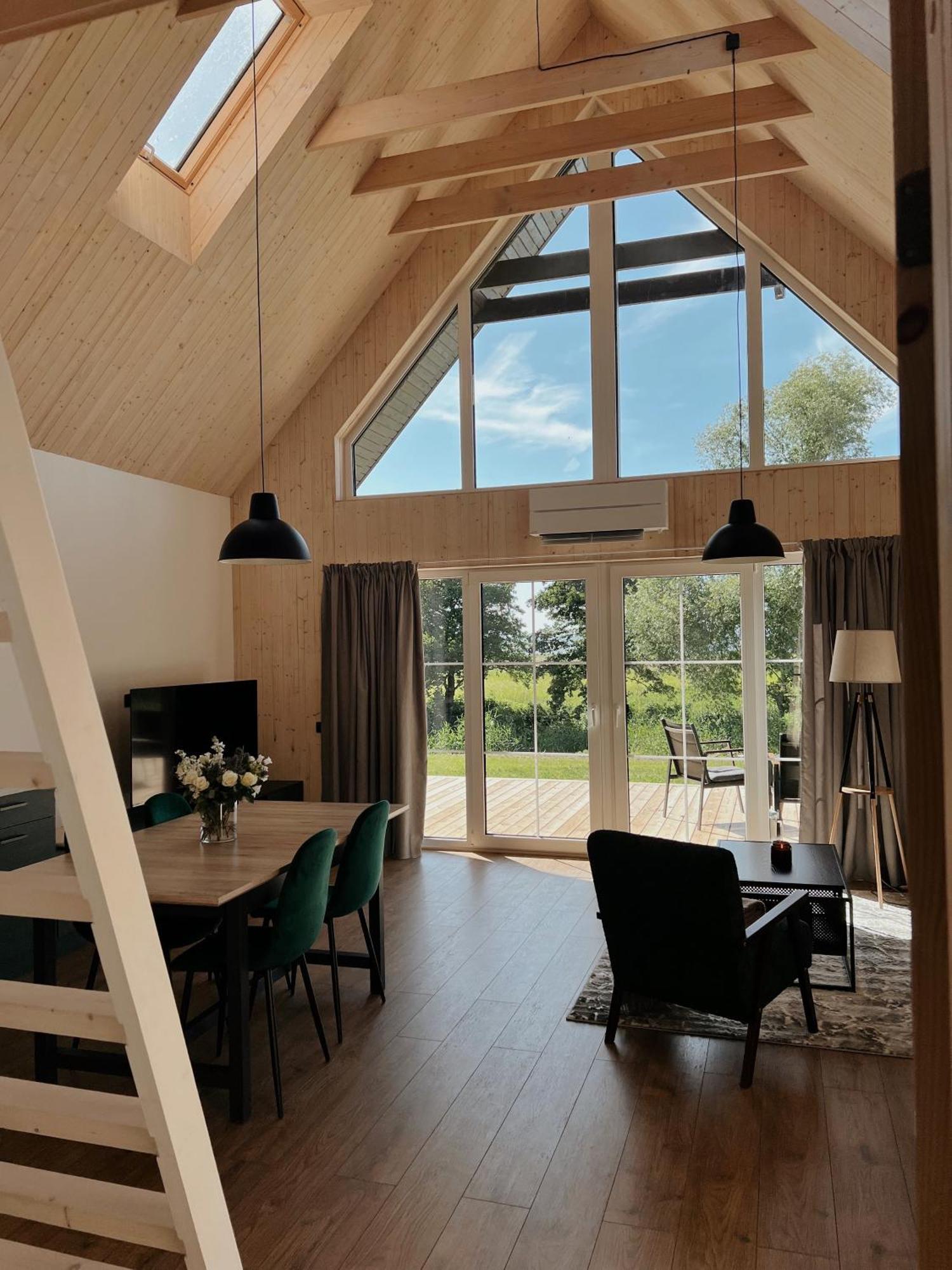 Storm Villas Sturmai Εξωτερικό φωτογραφία
